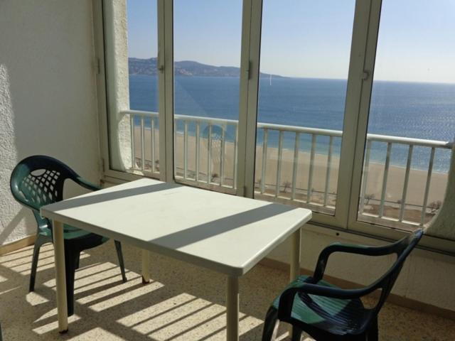 Apartamento Vista Mar Edificio Manhattan 19 Daire Empuriabrava Dış mekan fotoğraf